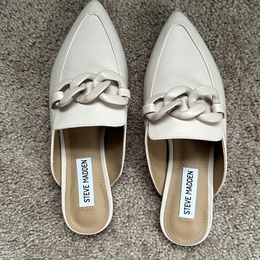 Steve Madden Women's Cream Mules with Chain Detail